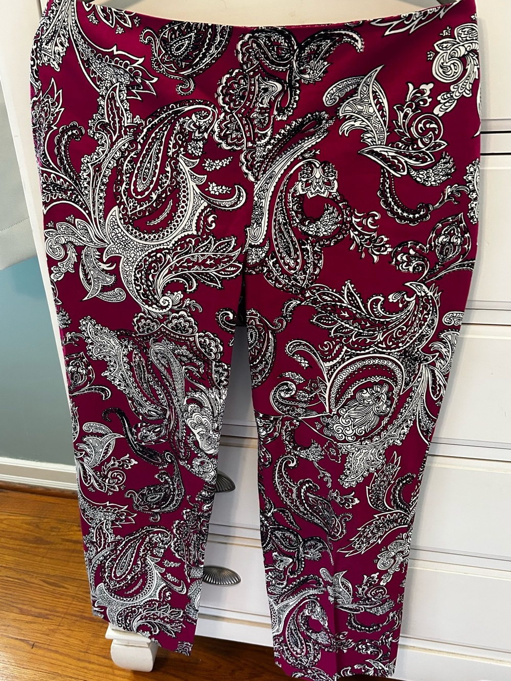 Talbots Fuchsia and Black Paisley Pixie Pants